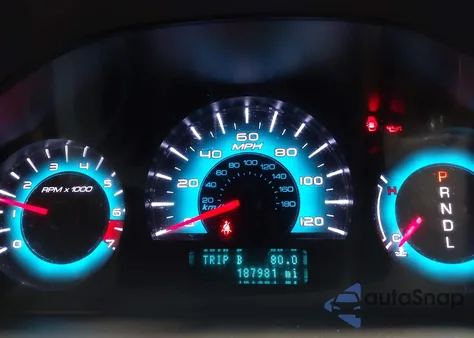 2011 Ford Fusion Se z USA, uszkodzony, nr VIN 3FAHP0HA1BR202804